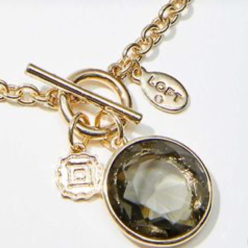 Ann Taylor LOFT Stone Pendant Necklace